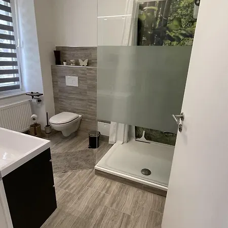 Haus Delphinen Апартаменты Люббен