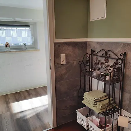 Haus Delphinen Апартаменты Люббен